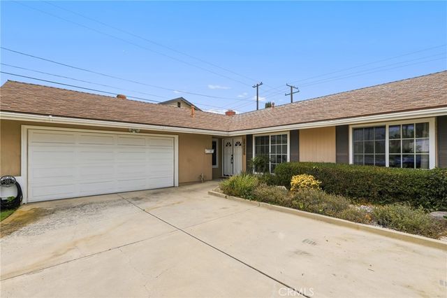 23045 El Caballo Street, Lake Forest, CA 92630