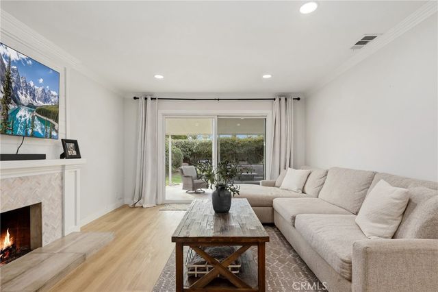 23045 El Caballo Street, Lake Forest, CA 92630