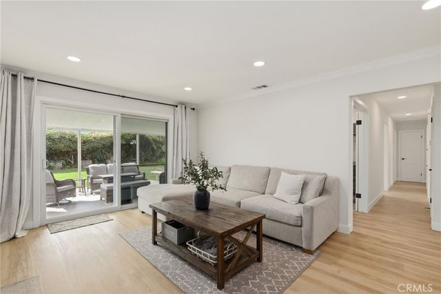 23045 El Caballo Street, Lake Forest, CA 92630