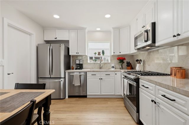 23045 El Caballo Street, Lake Forest, CA 92630