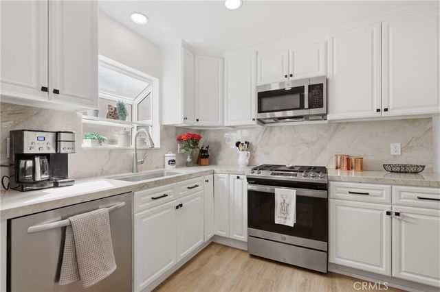 23045 El Caballo Street, Lake Forest, CA 92630
