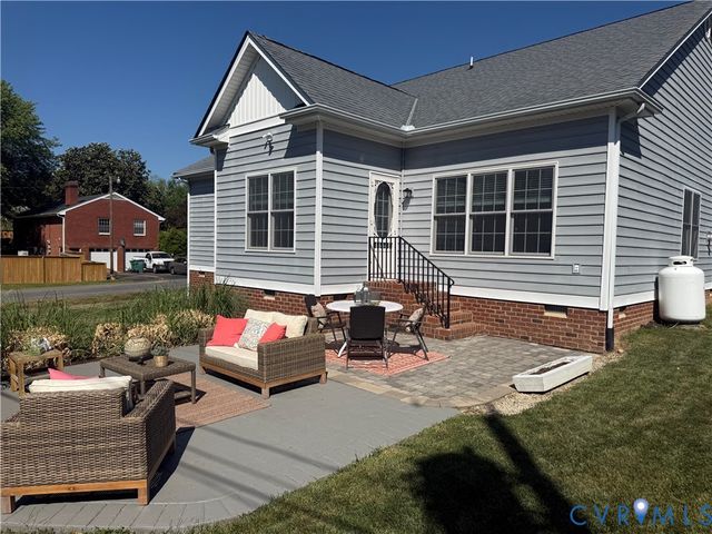 2105 Wolverine Dr, Henrico, VA 23228