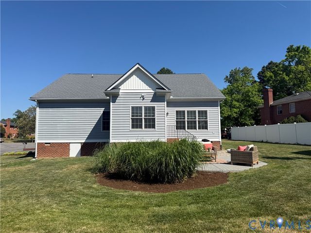 2105 Wolverine Dr, Henrico, VA 23228