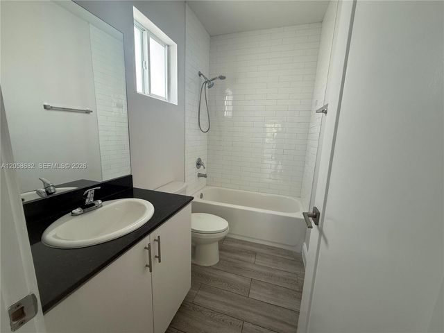 16 E Street 177 177, Hialeah, FL 33010