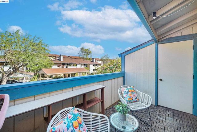 2523 Copa Del Oro Dr, Union City, CA 94587