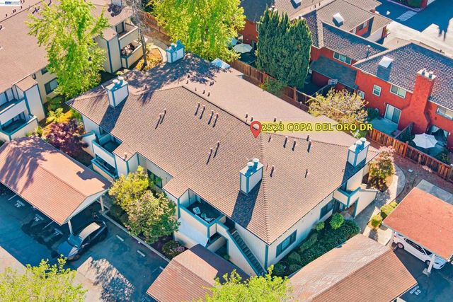 2523 Copa Del Oro Dr, Union City, CA 94587