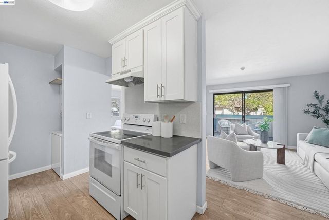 2523 Copa Del Oro Dr, Union City, CA 94587