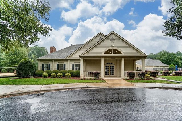 8920 Park Grove Street, Huntersville, NC 28078