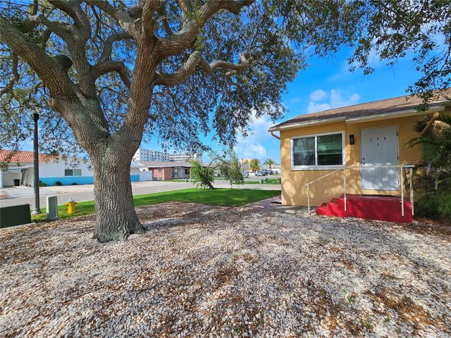 175 174TH TERRACE DRIVE E 1, Redington Shores, FL 33708