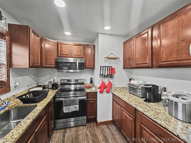 86311 Hwy 59, Stilwell, OK 74960