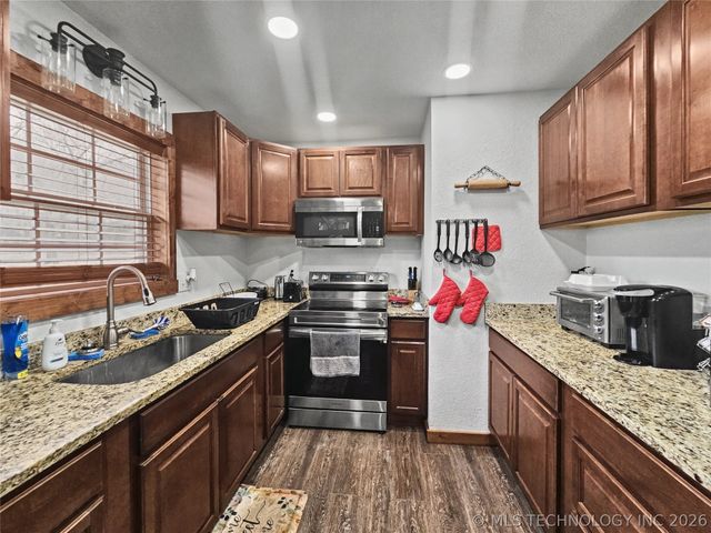 86311 Hwy 59, Stilwell, OK 74960