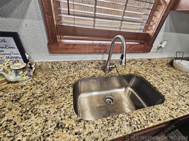 86311 Hwy 59, Stilwell, OK 74960