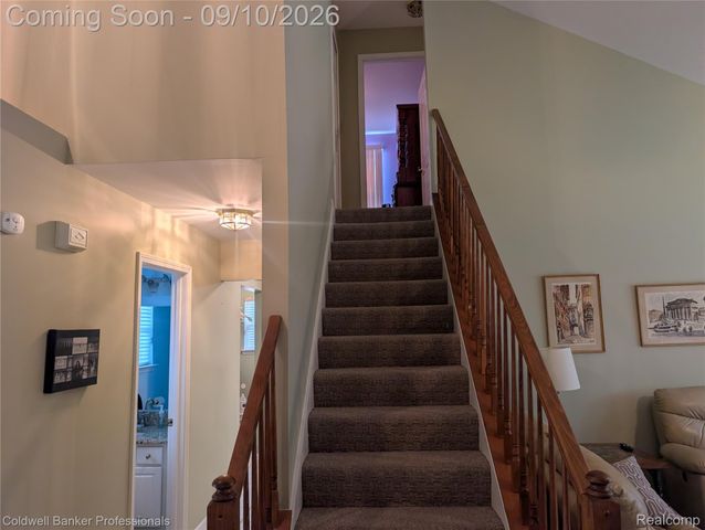 8146 Kimble Drive, Hamburg Township, MI 48169