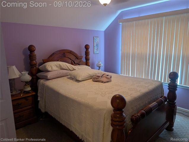 8146 Kimble Drive, Hamburg Township, MI 48169