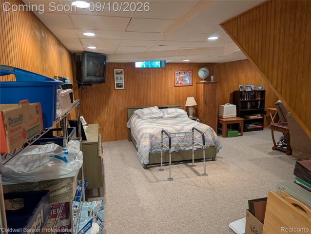 8146 Kimble Drive, Hamburg Township, MI 48169
