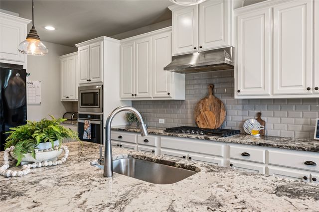 12213 Beatrice Drive, Fort Worth, TX 76052