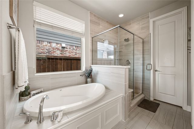 12213 Beatrice Drive, Fort Worth, TX 76052