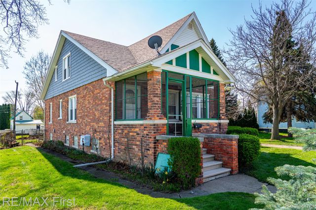 41 Beyne Street, Mt. Clemens, MI 48043