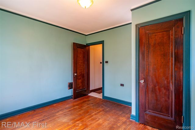 41 Beyne Street, Mt. Clemens, MI 48043