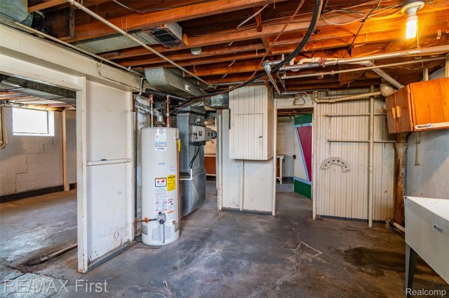 41 Beyne Street, Mt. Clemens, MI 48043