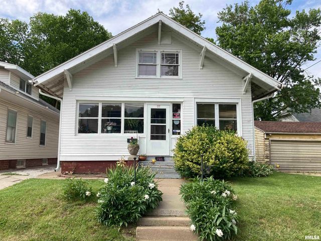 763 MULBERRY Street, Galesburg, IL 61401