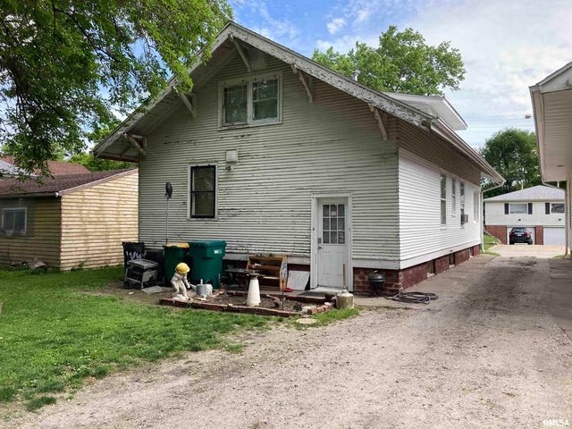 763 MULBERRY Street, Galesburg, IL 61401