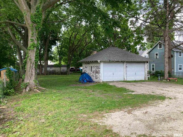 763 MULBERRY Street, Galesburg, IL 61401