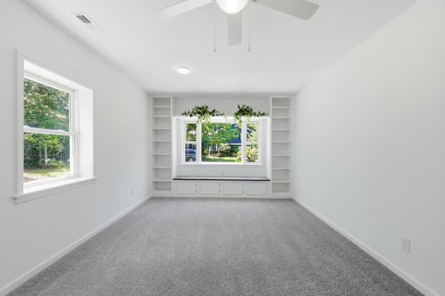 222 Basswood Avenue, Summerville, SC 29483