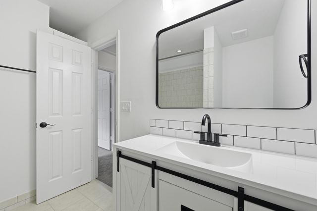 222 Basswood Avenue, Summerville, SC 29483
