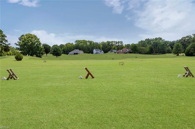 105 Nairn, Smithfield, VA 23430