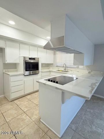 4331 W LAMAR Road, Glendale, AZ 85301