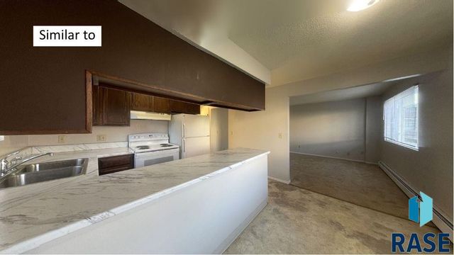 3709 S Cathy Ave Avenue, Sioux Falls, SD 57106