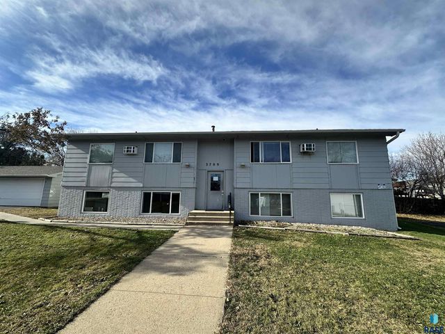 3709 S Cathy Ave Avenue, Sioux Falls, SD 57106