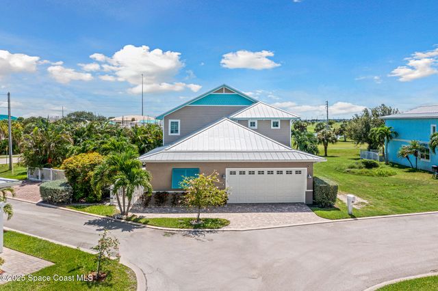 14 Cottage Court, Cocoa Beach, FL 32931