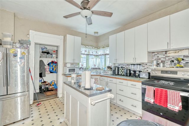 392 Frost Avenue, Rochester, NY 14611