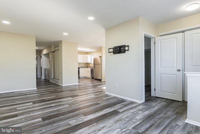 9463 ASHTON RD, Philadelphia, PA 19114