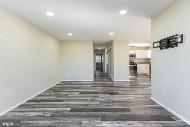 9463 ASHTON RD, Philadelphia, PA 19114