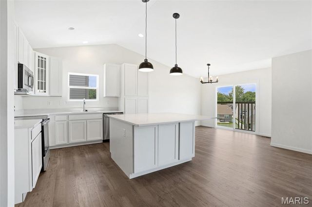 549 Evening Primrose Drive, Wentzville, MO 63385