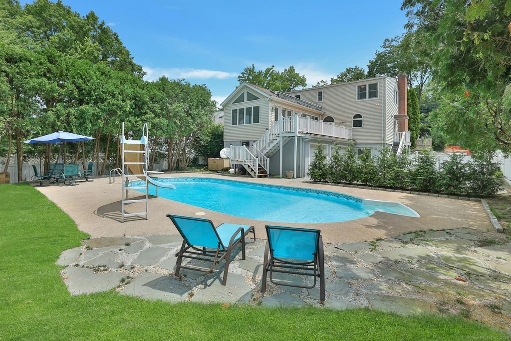 88 Indian Field Road, Greenwich, CT 06830