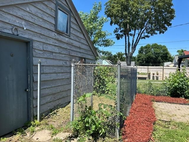 6052 Clinton Avenue S, Minneapolis, MN 55419