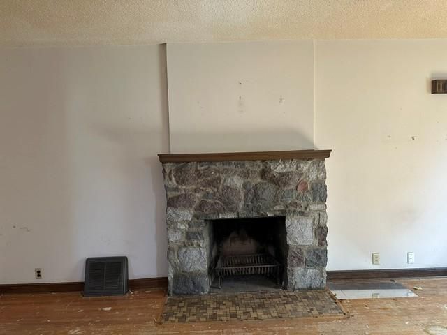 6052 Clinton Avenue S, Minneapolis, MN 55419