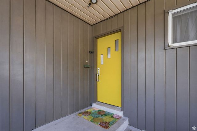 2620 E BLAINE AVE, Salt Lake City, UT 84108