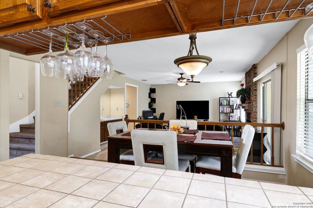 7521 Sidbury Circle, San Antonio, TX 78250