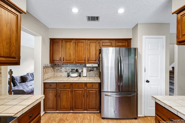7521 Sidbury Circle, San Antonio, TX 78250