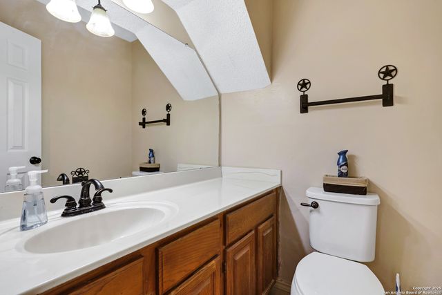 7521 Sidbury Circle, San Antonio, TX 78250