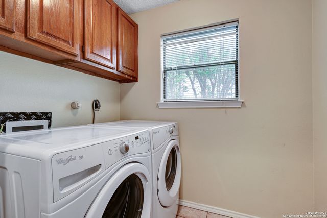7521 Sidbury Circle, San Antonio, TX 78250
