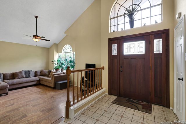 7521 Sidbury Circle, San Antonio, TX 78250