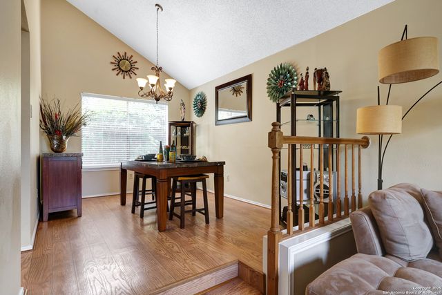 7521 Sidbury Circle, San Antonio, TX 78250