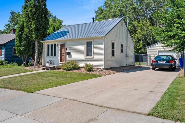 1519 N WAYNE STREET, Appleton, WI 54911