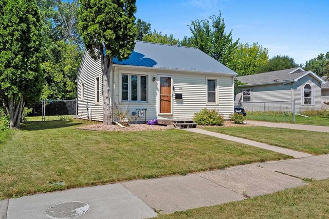 1519 N WAYNE STREET, Appleton, WI 54911